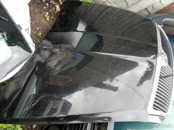 Predám prednú kapotu škoda Octavia 2