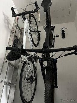 Predám veľmi pekny dámsky cestný bike