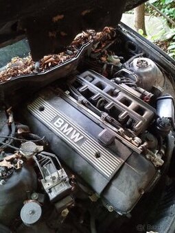 Predám motor BMW E39 520i