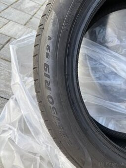 Pirelli p zero 235/50 r19
