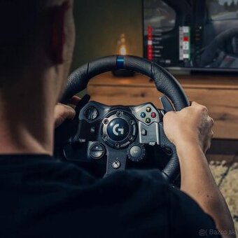 Logitech G923 Driving Force