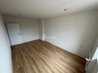 PREDAJ: 2i byt s balkónom; 52,47 m2; SPIŠSKÁ NOVÁ VES; 127.9