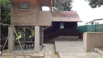 SPEKTRUM REALITY- Na Predaj záhradná chata s pozemkom 464 m2