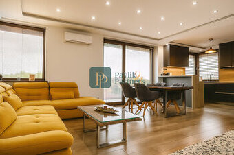 Predaj krásny zariadený 4 izbový rodinný dom, bazén, 760m2 p