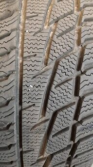 Predám 1ks pekná zimná 205/55r16-91H Matador Mp92