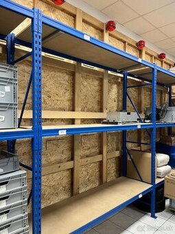 Kovové regály 250x200x60 / 350kg hmotnosť / 3 poschodia