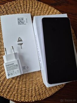 Predám Samsung Galaxy S21 FE 5G
