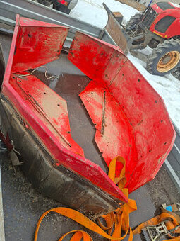 ponúkam staršie diely na zetor