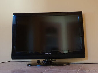 32" Samsung LE32C350 (82cm)