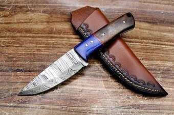 32/1882 Damaškový lovecký nôž.