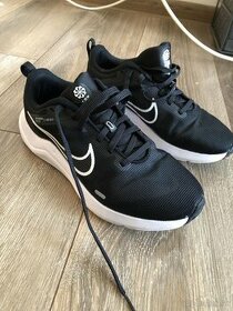 Nike bežecké tenisky - 1