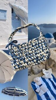 Háčkovaná modro biela crochet shoulder kabelka