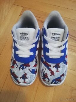 Botasy na leto Adidas veľkosť 23