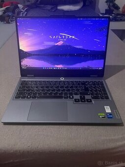 Lenovo LOQ 15IRX9 Luna Grey - záruka