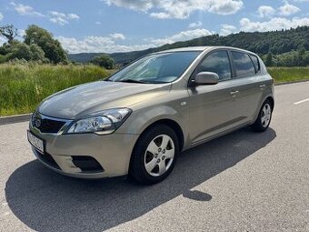 KIA CEED 1.4 77kW ( benzín) REZERVOVANÉ