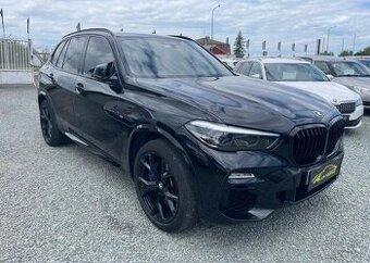 BMW X5 3.0d xDrive M-PAKET nafta automat 195 kw