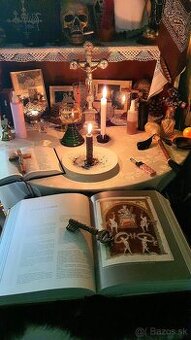 VEŠTENIE ŠAMANSKÉ A BIBLIOMANCIA