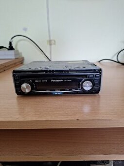 Predm autoradio Panasonic