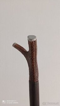 Strelecká , vychádzková palica.