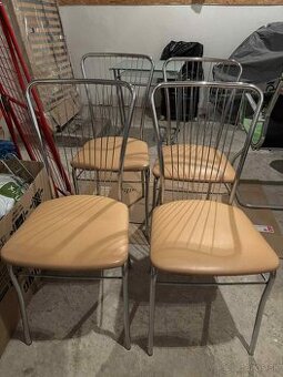 Kuchynské žlté stoličky (4 kusy)