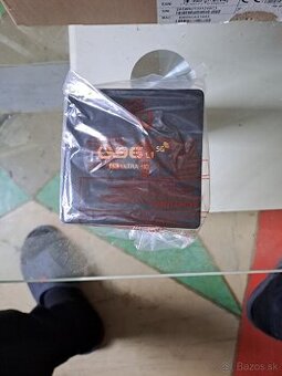 Predam najvykonnejsi android box Q96MAX 16GB/256GB