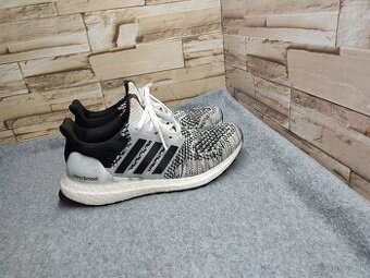 Adidas 38 - dámske ultra boost tenisky - 1