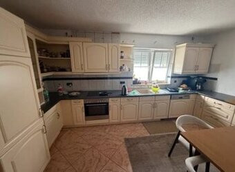 Krásná velká venkovská kuchyně se spotřebiči,5825