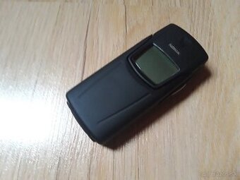 Nokia 8910