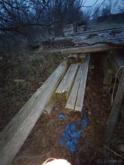 Stare drevenéhranoly