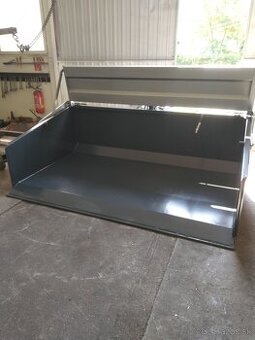Nesená bedňa za traktor box lyžica