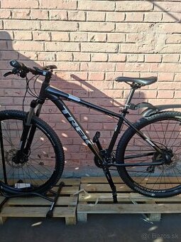 Používaný bicykel TREK Marlin 6   18,5"