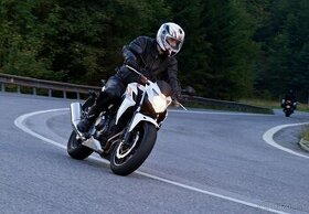 Honda CB500F ABS biela