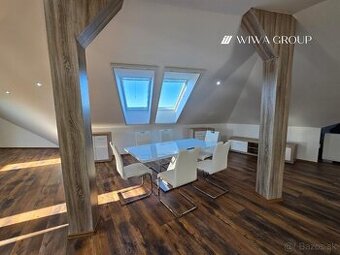Na predaj modernizovaný podkrovný byt s výťahom