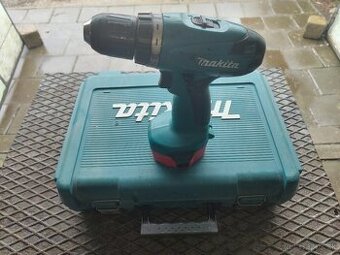 Predám akumulátorovú vŕtačku Makita 6281D