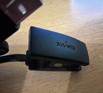 Original Suunto Clip nabíjací USB kábel, čierna