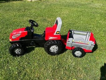 Detský šľapaci traktor s vlečkou