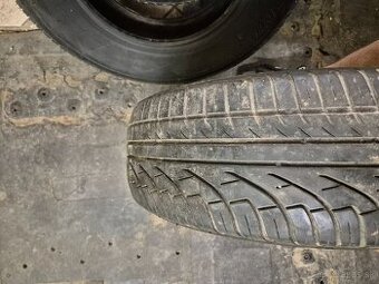 Predám letné pneumatiky 215/65R15