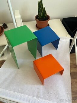 IKEA BRÄNNBOLL – farebné kovové podstavce (set 3 ks)
