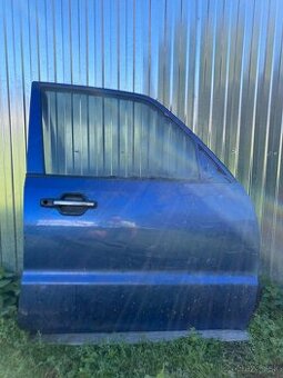 Mitsubishi Pajero III predne prave dvere