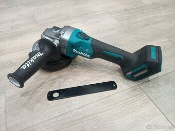 Uhlová brúska Makita XGT GA005G 40V Max