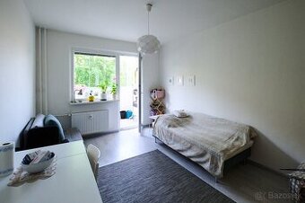 Veľký 2- izbový byt v CENTRE- po komplet. rekonšt. r.2017