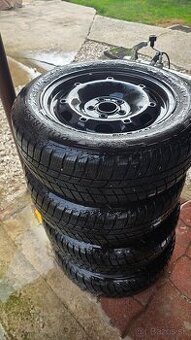 Zimne pneu +plechače  fabia 2