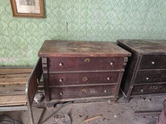 Nábytok zo starého domu