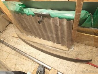 Škoda Felicia čelné sklo