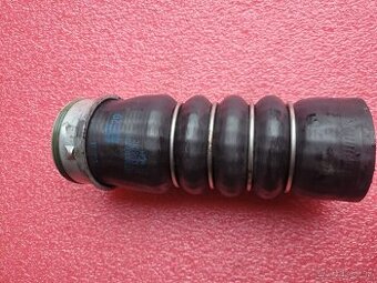 Spojovacia rúrka hadica trubka