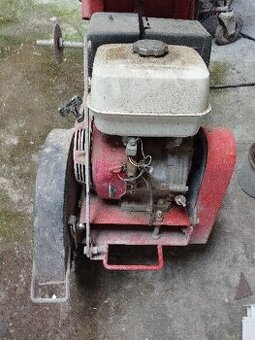 Rezačka na beton a asfalt