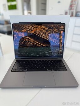 MacBook Pro 14” M1 Pro 512 GB, SK klávesnica – 98 % batéria