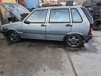 Fiat uno 60s 1,1 benzin +lpg bez TP