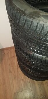 Pirelli scorpion 295/40 R21- winter / zimnne 90% stav