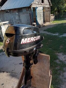 Lodný motor mercury